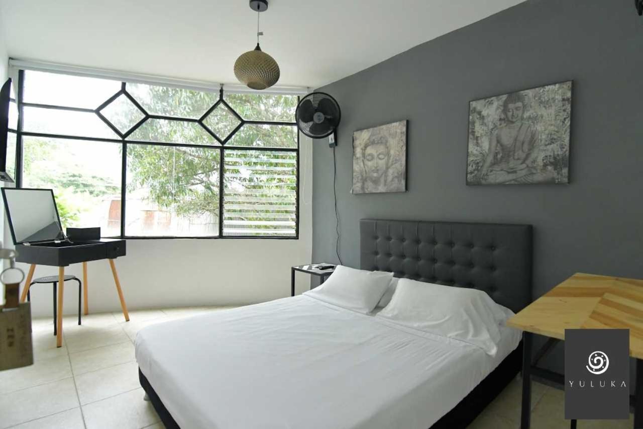 אפולו Yuluka Hostel מראה חיצוני תמונה