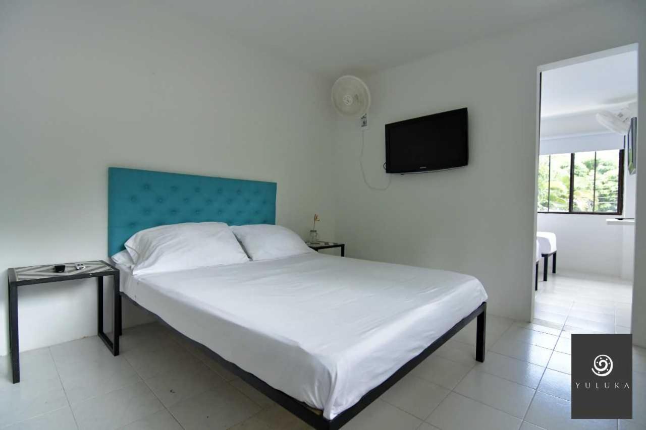 אפולו Yuluka Hostel מראה חיצוני תמונה