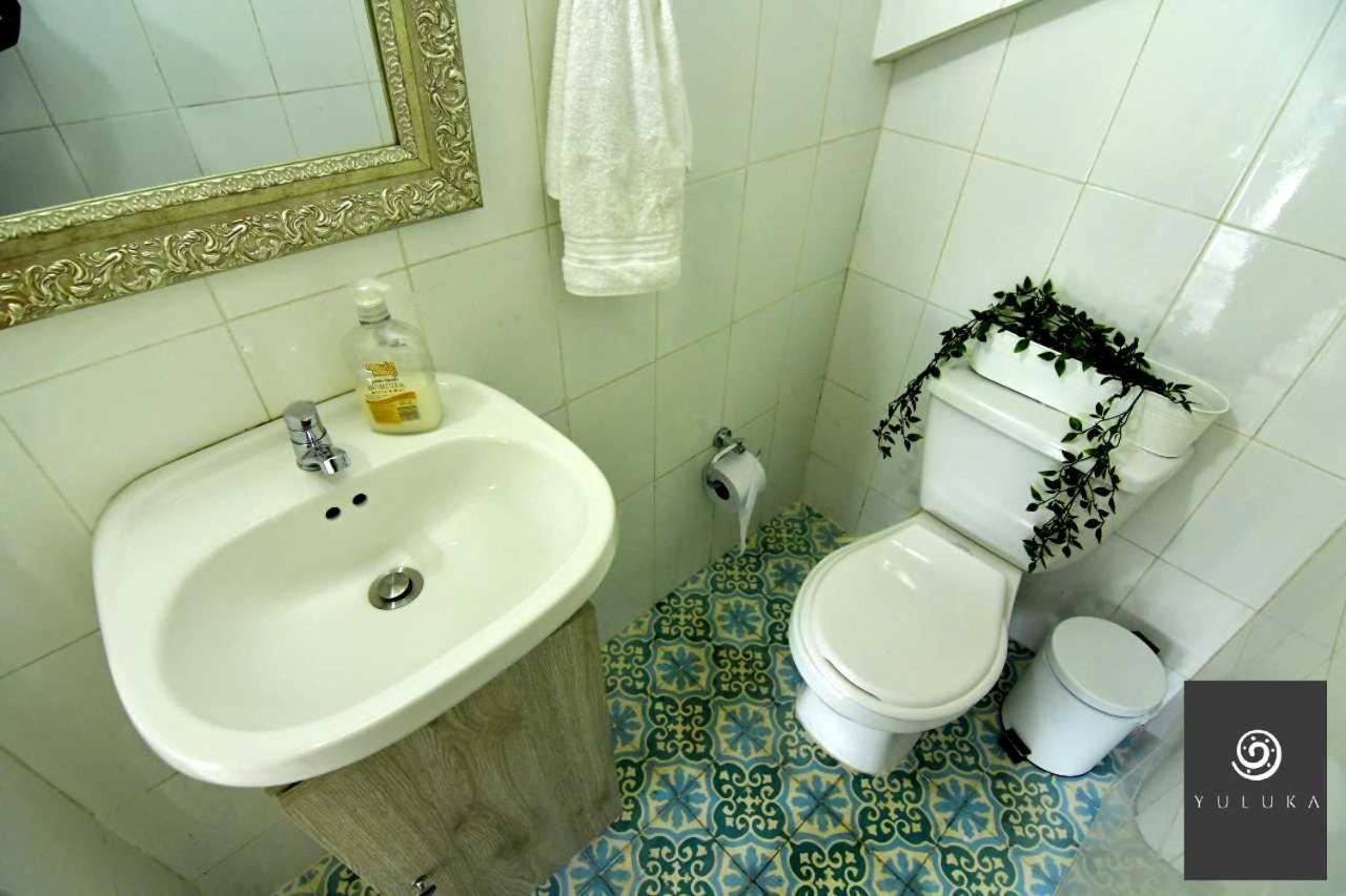 אפולו Yuluka Hostel מראה חיצוני תמונה