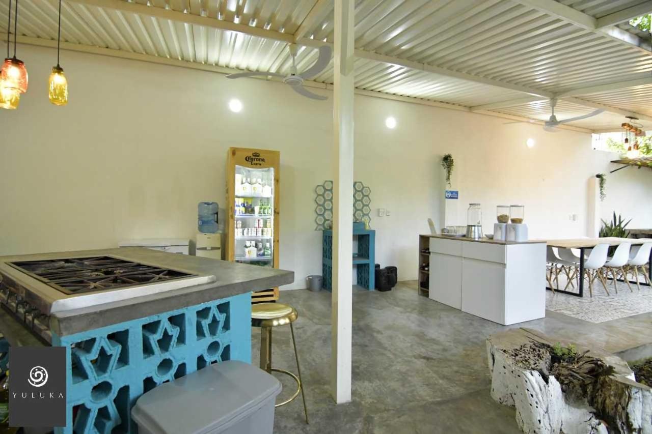 אפולו Yuluka Hostel מראה חיצוני תמונה