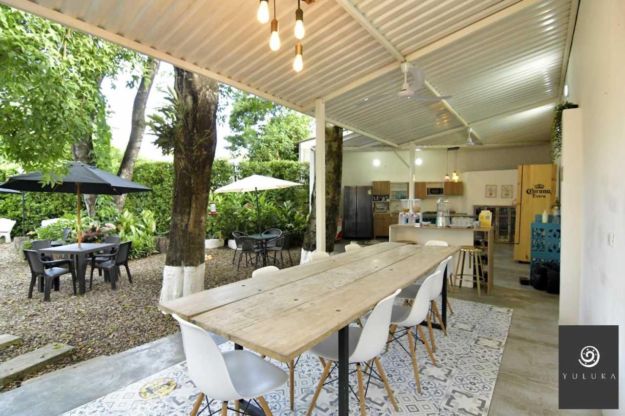 אפולו Yuluka Hostel מראה חיצוני תמונה
