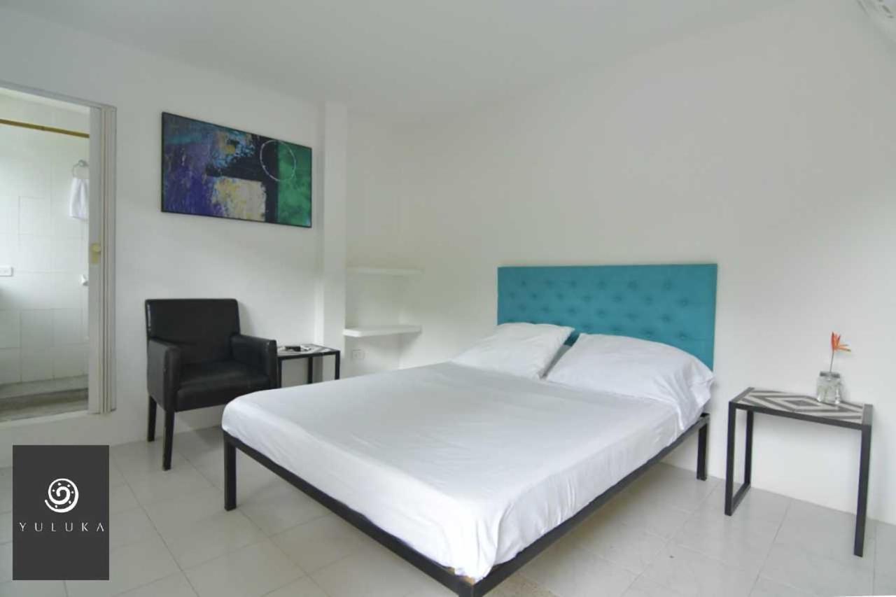 אפולו Yuluka Hostel מראה חיצוני תמונה